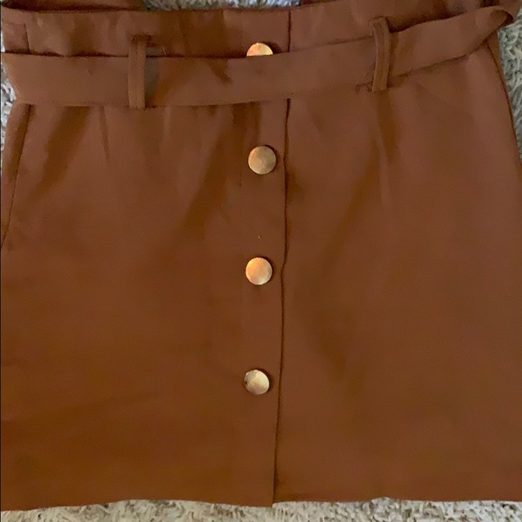 Mini skirt - Picture 3 of 3